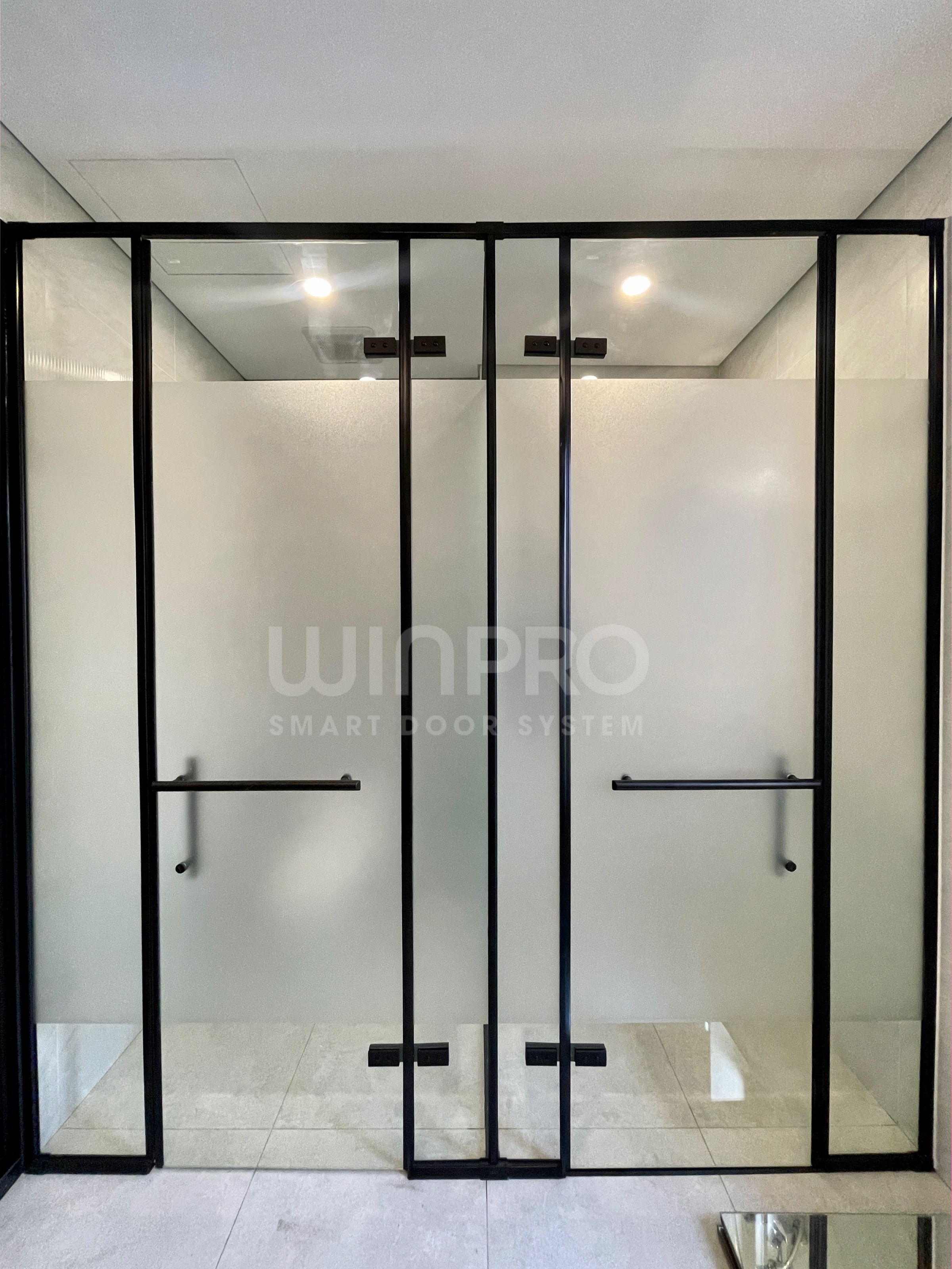 Vách tắm kính – Giải pháp hiện đại cho không gian sống tiện nghi